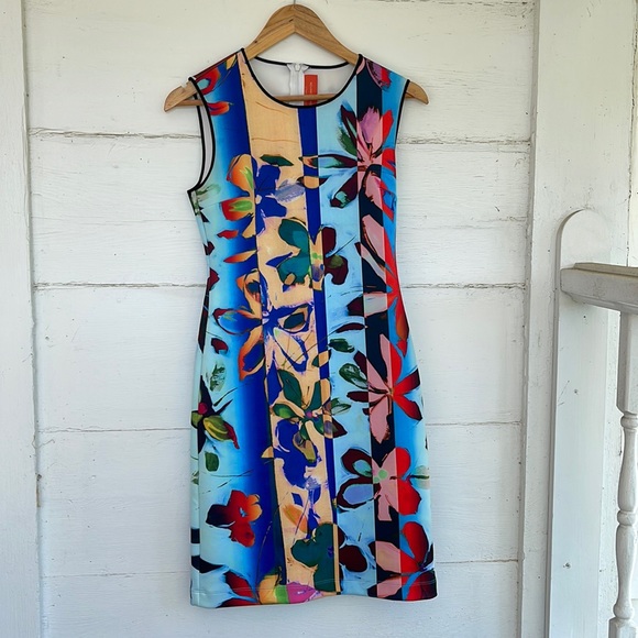 Clover Canyon neoprene shift dress. Small size, beautiful silhouette - Picture 1 of 3